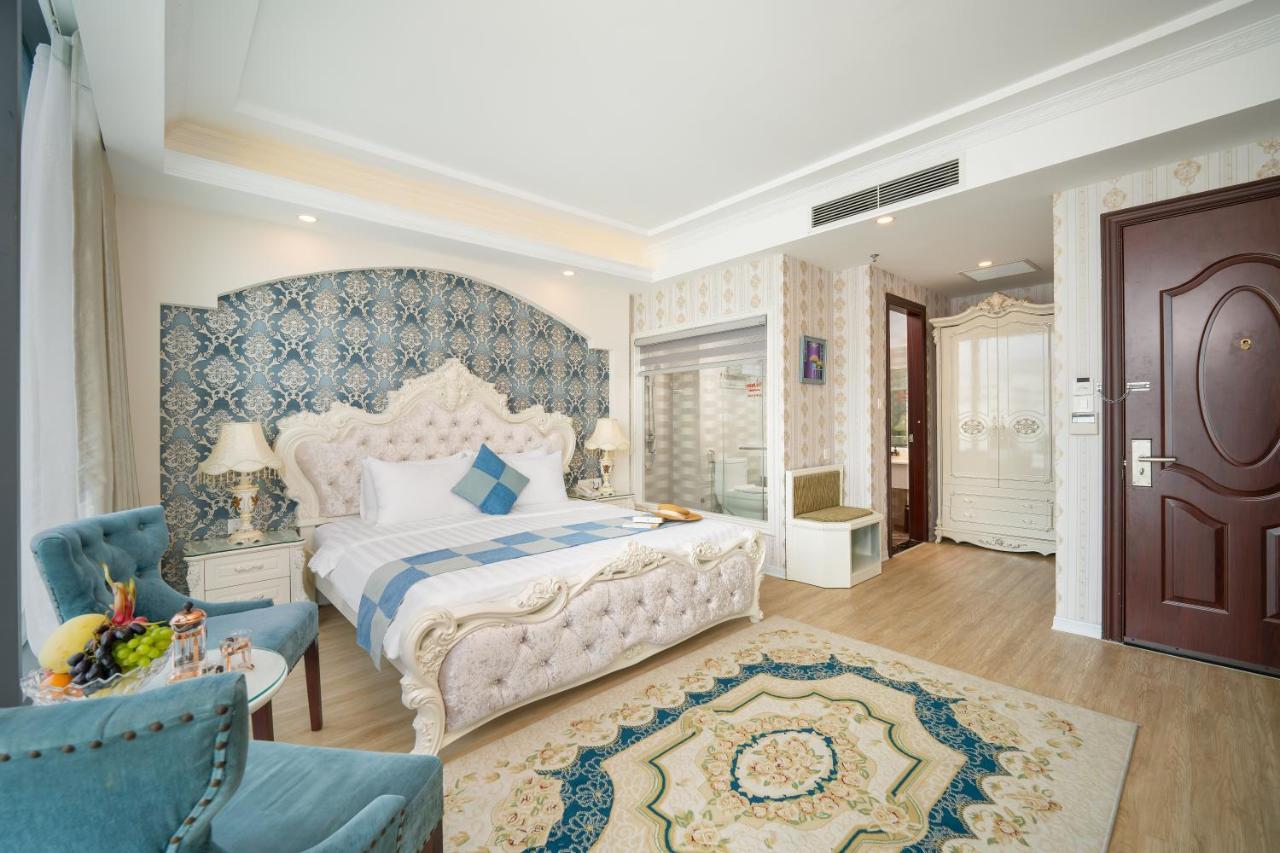 Royal Beach Hotel By Thg Da Nang Dış mekan fotoğraf
