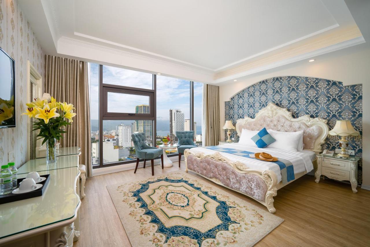 Royal Beach Hotel By Thg Da Nang Dış mekan fotoğraf