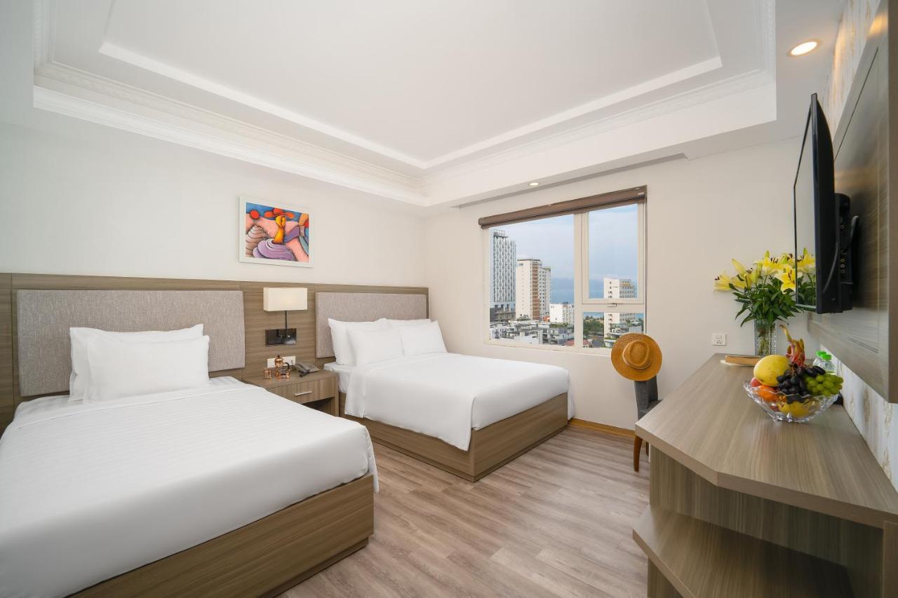 Royal Beach Hotel By Thg Da Nang Dış mekan fotoğraf
