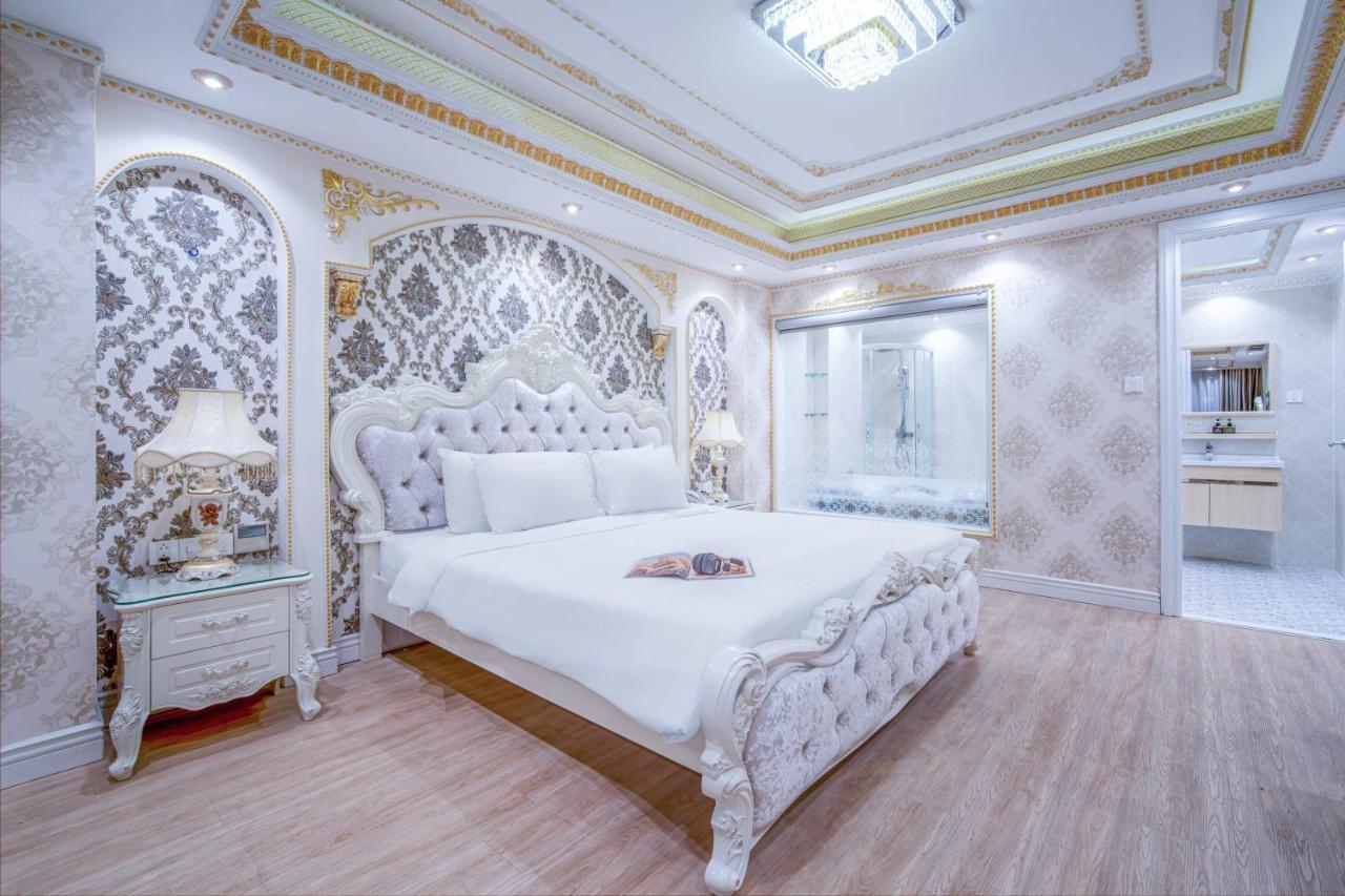 Royal Beach Hotel By Thg Da Nang Dış mekan fotoğraf